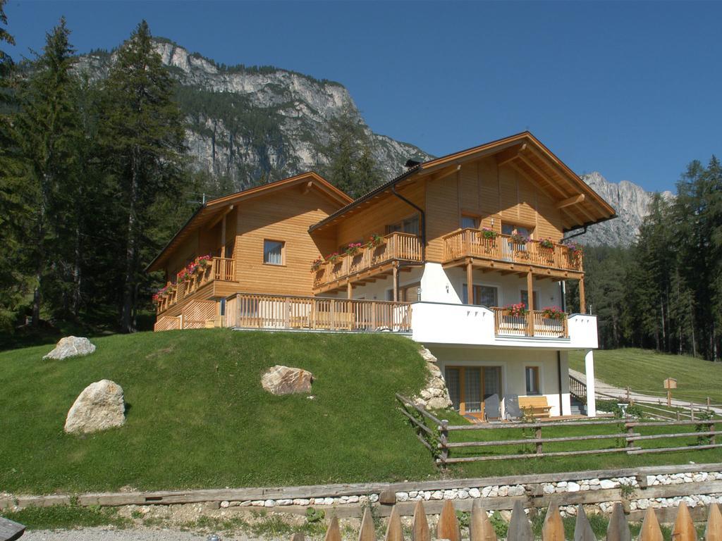 Chalet Susi La Villa  Luaran gambar